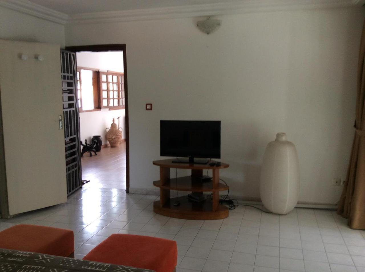 Residence Le Flamboyant อาบีจาน ภายนอก รูปภาพ