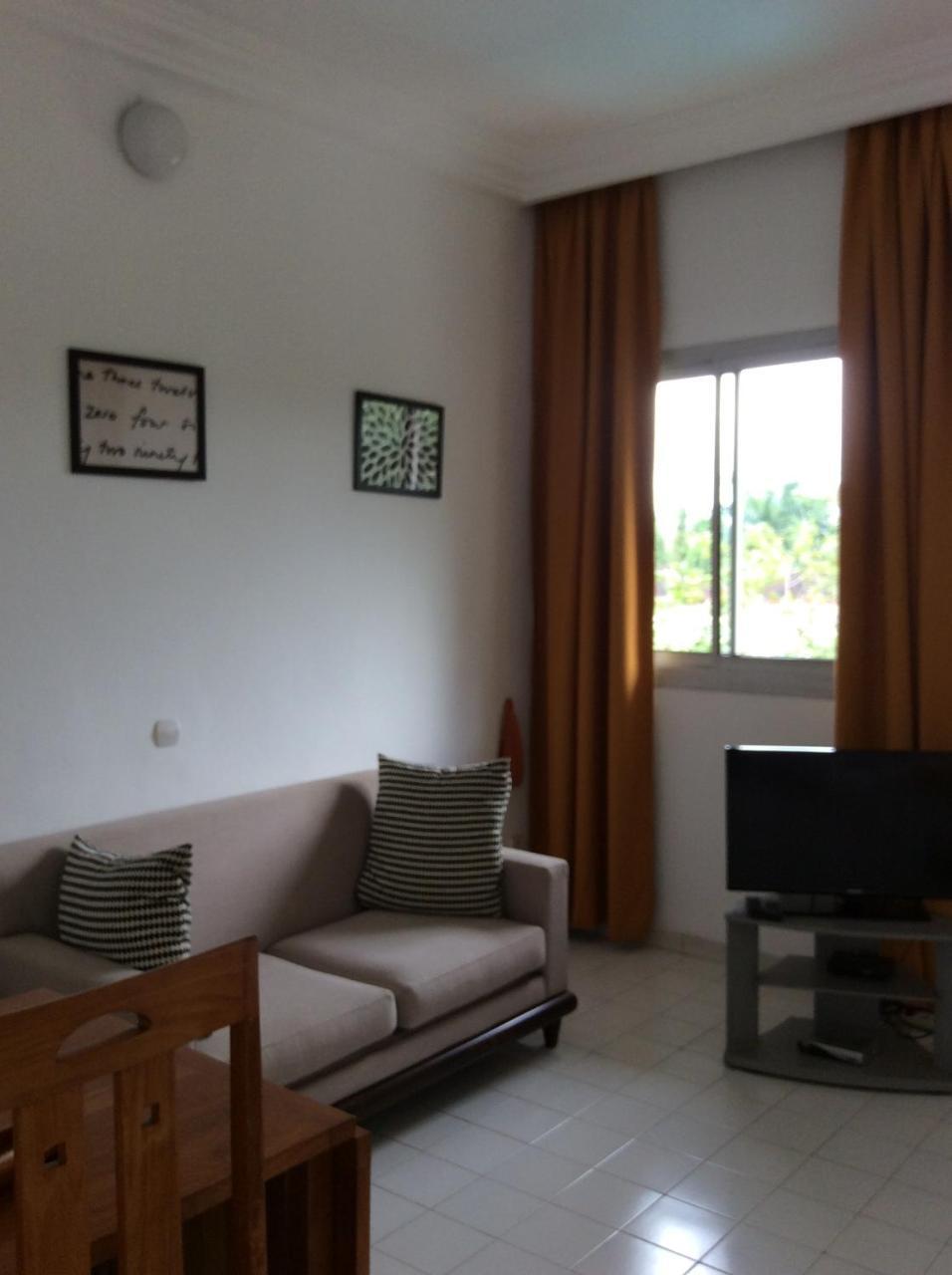 Residence Le Flamboyant อาบีจาน ภายนอก รูปภาพ